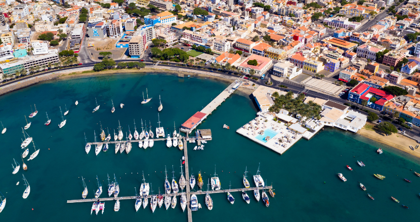 Le port de Mindelo sur São Vicente, vu du ciel